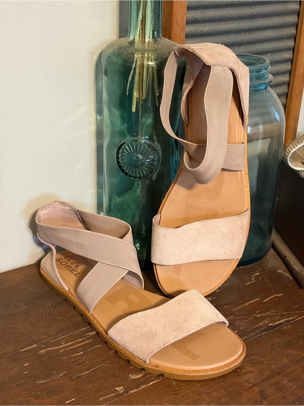 Sorel Women’s Blush Pink Suede & Elastic Strap Sandals